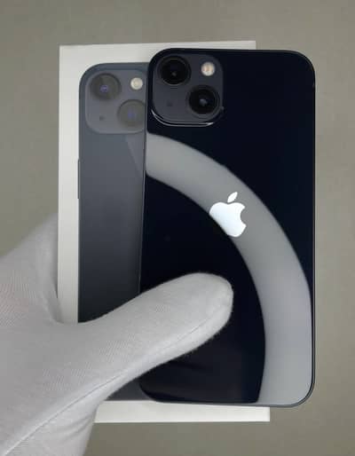 Apple iPhone 13 Blue 128Gb With Box & Cable 11 12 14 15 16 17