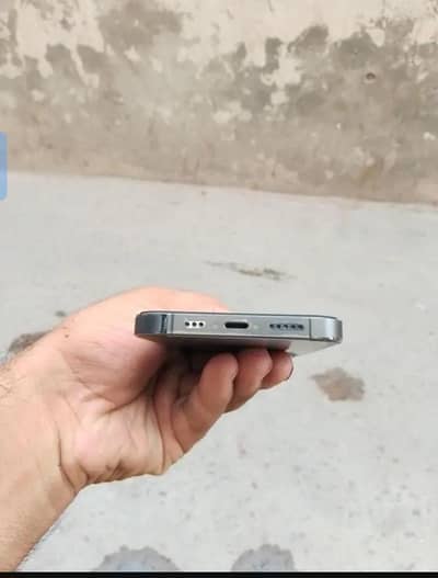 Apple iPhone 12 Pro icloud locked