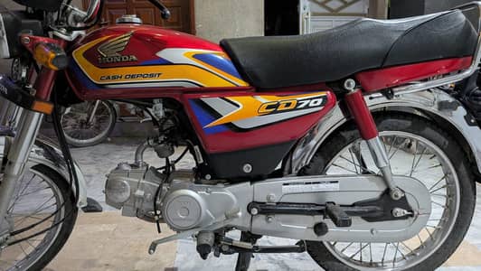 Honda cd 70 registered