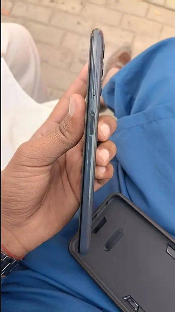 glaxy a 13 2
