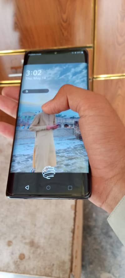 LG Smartphone - Excellent Condition - 4 Camera Design - For Sale
