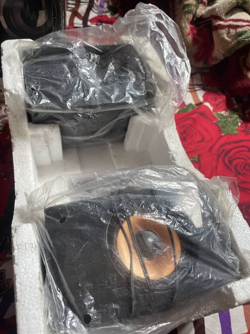 Audionic Mega 40 10