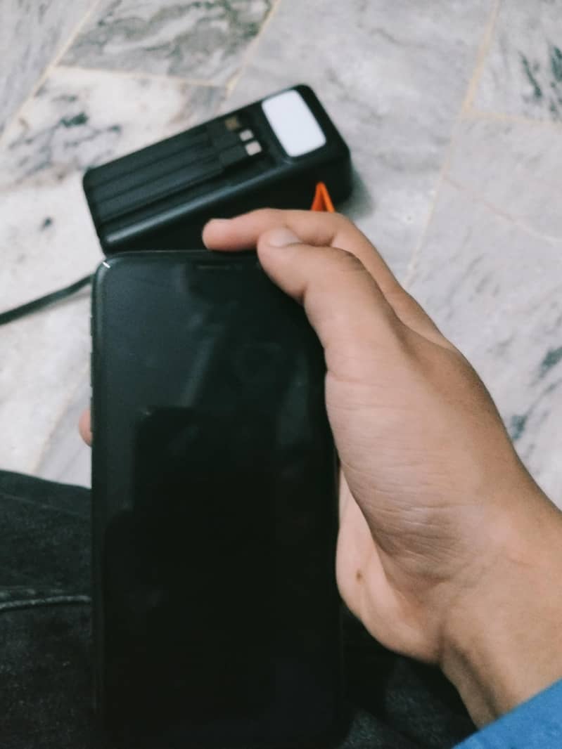 Apple iPhone X 1