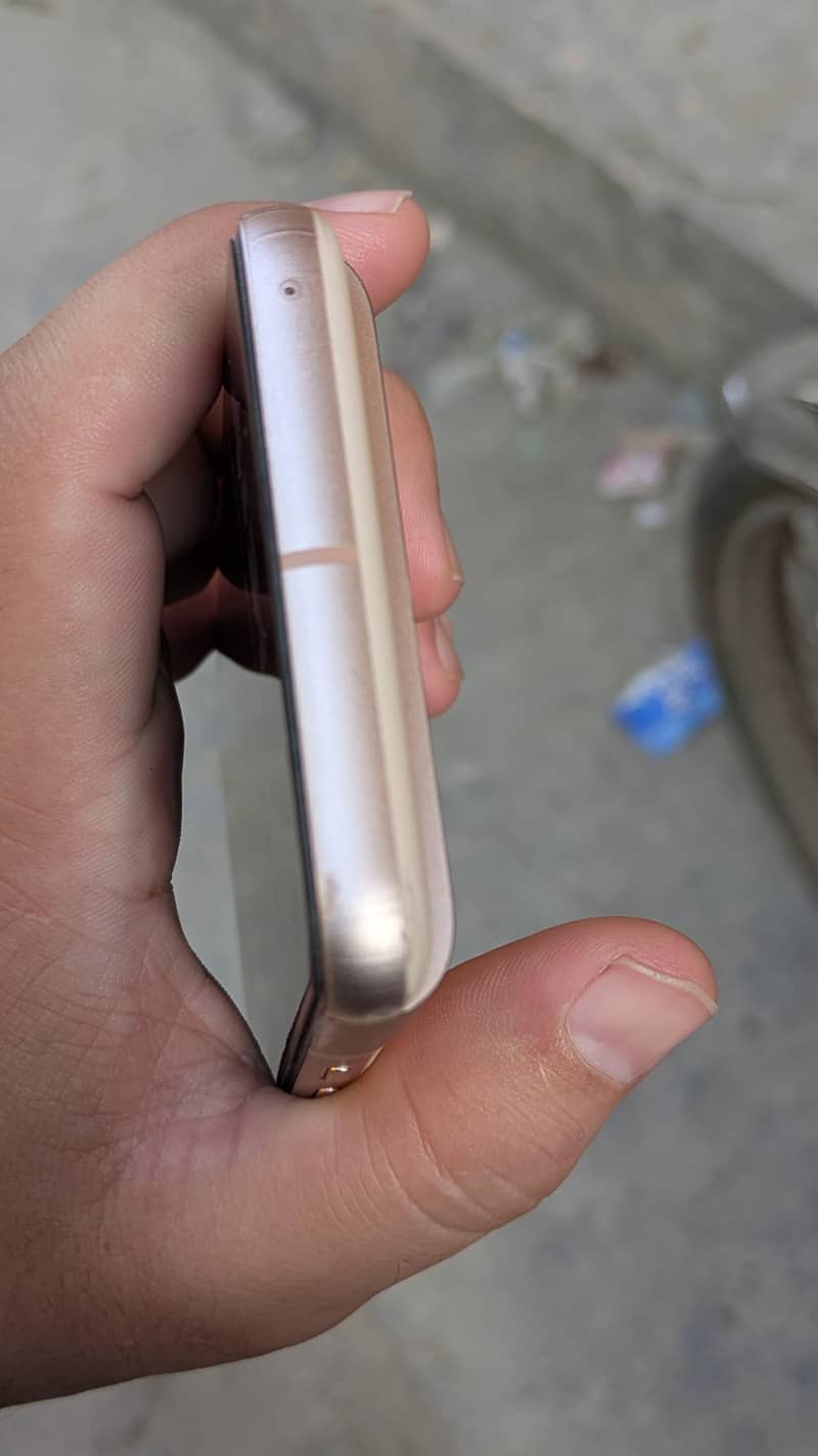 Google Pixel 8 5