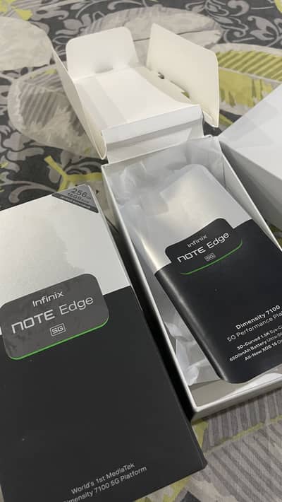 Infinix Note edge 8+8=16/256
