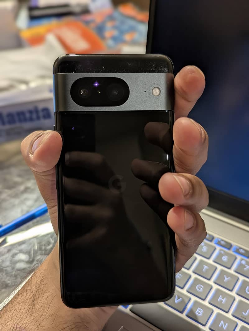 Google Pixel 8 0