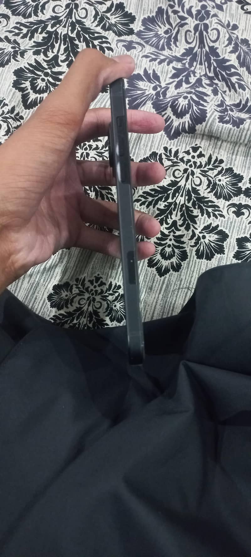 Apple iPhone 15 plus 2