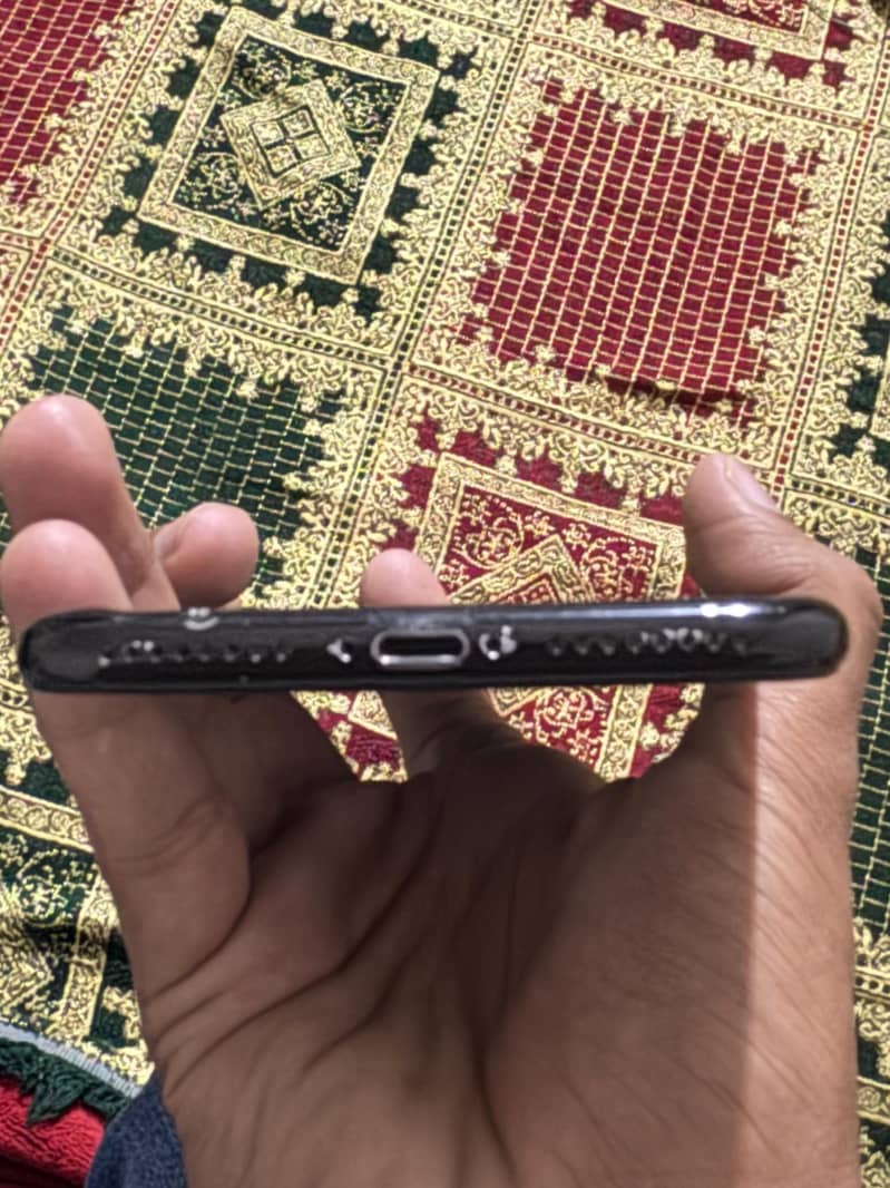 Apple iPhone 7 Plus 2