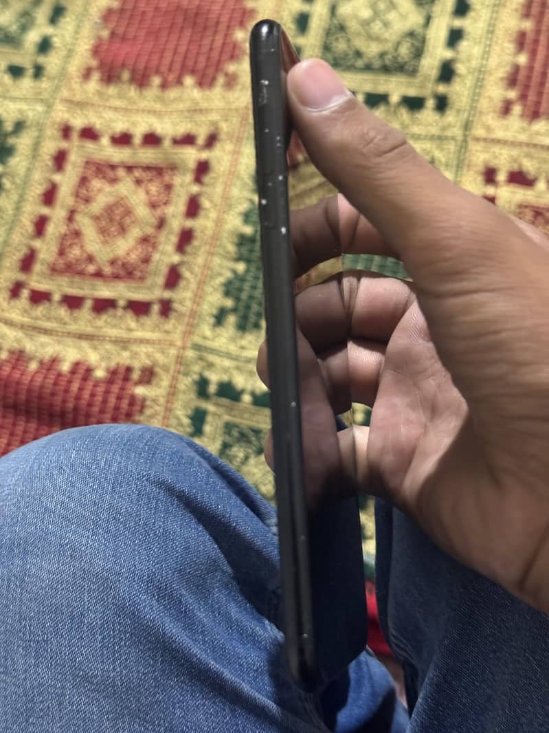 Apple iPhone 7 Plus 3