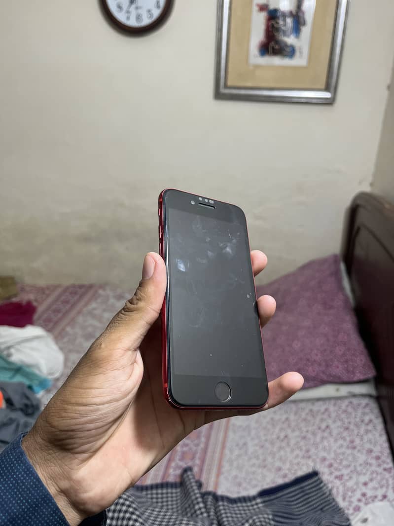 Apple iPhone SE 6