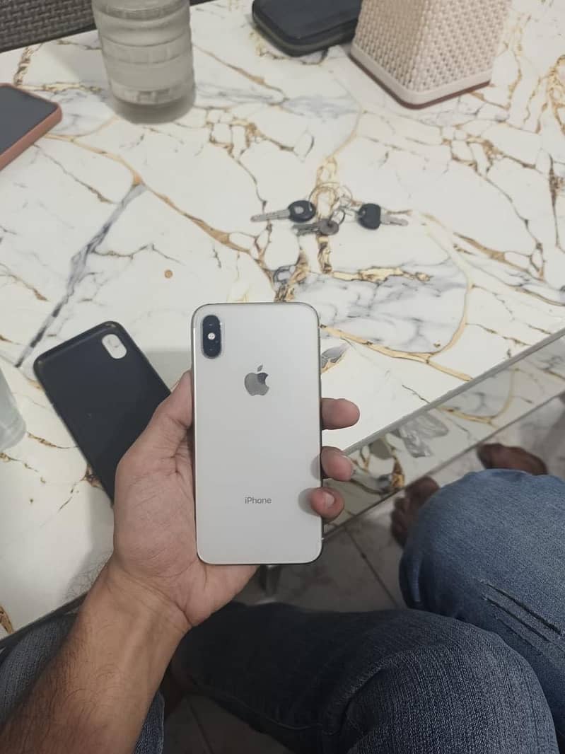 Apple iPhone X 2