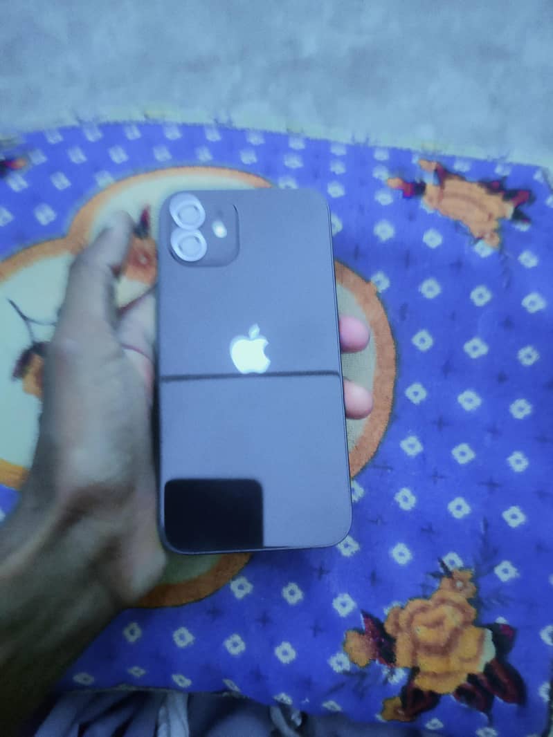 Apple iPhone 12 5