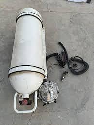 Mehran Gas Cylinder with kit and bracket