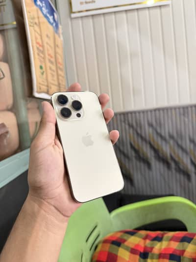 Apple iPhone 14 Pro