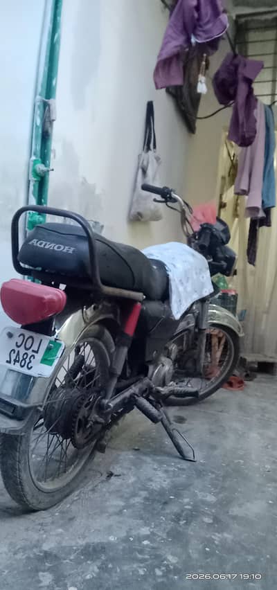 Honda 70 imported 1990