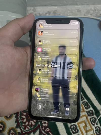 Apple iPhone 11