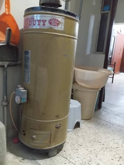 gas geyser/ moving out