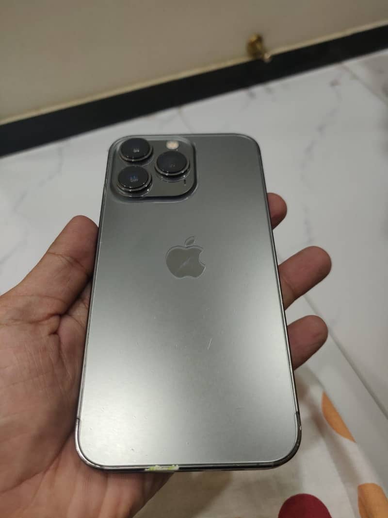 Apple 4