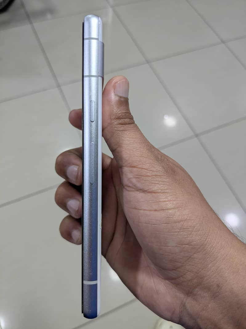 Google Pixel 7a 4