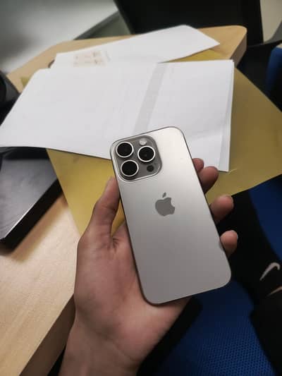 Apple iPhone 15 Pro Jv