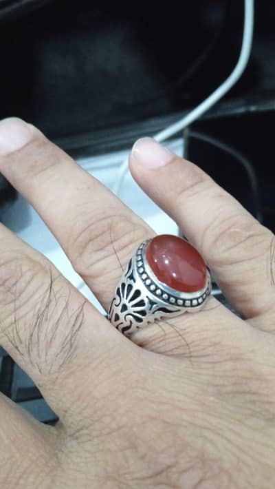 Silver ring with yamni Aqiq