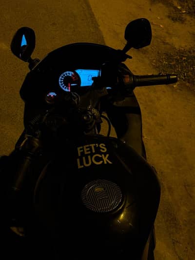 Yamaha R2 250 cc