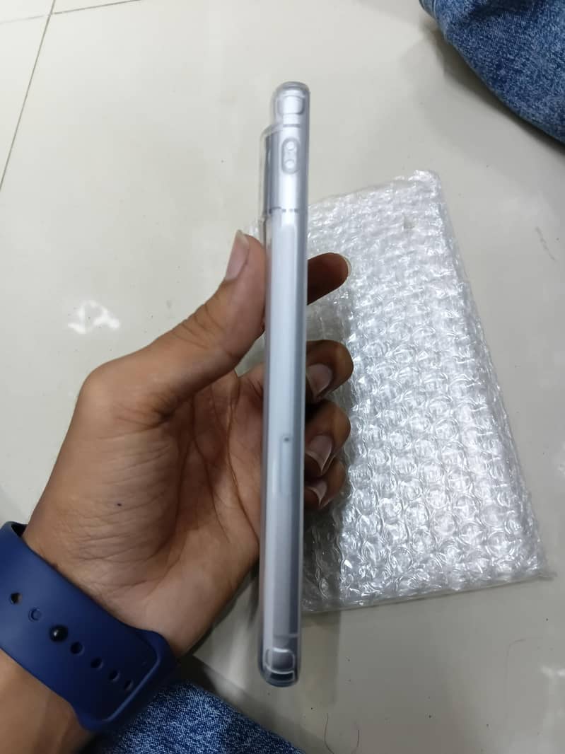 Google Pixel 7 3