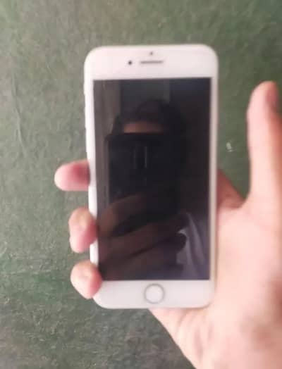 Apple iPhone 7