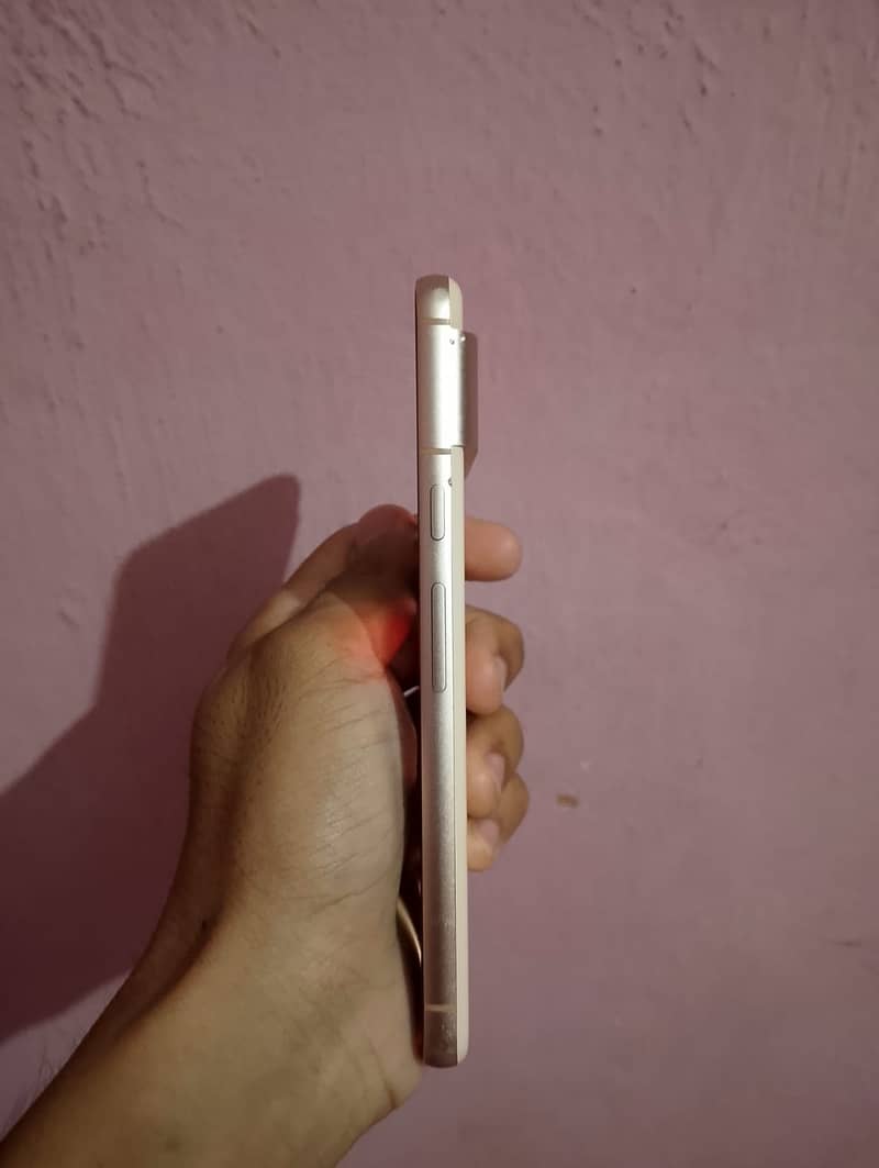 Google Pixel 8 2