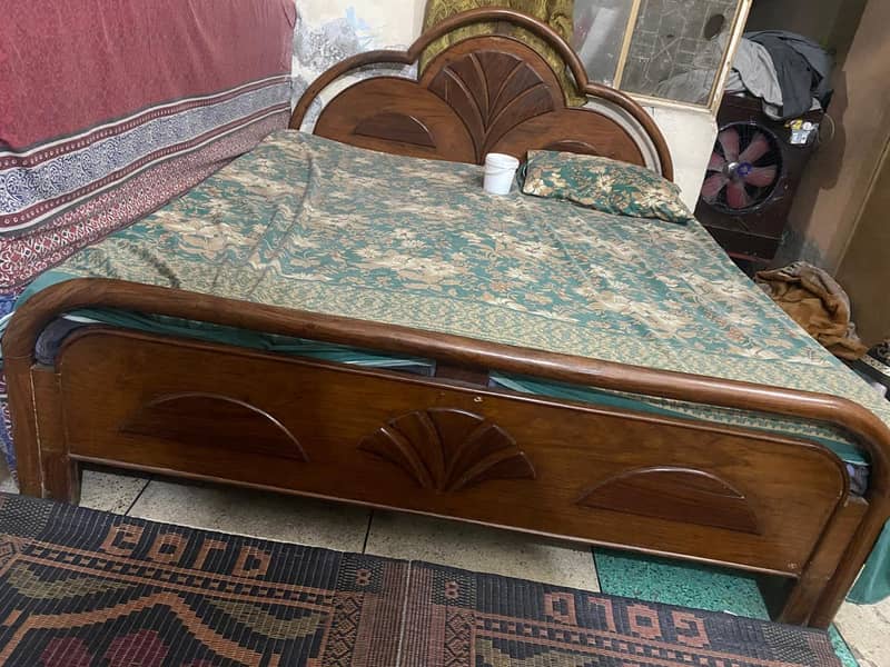 king bed 1
