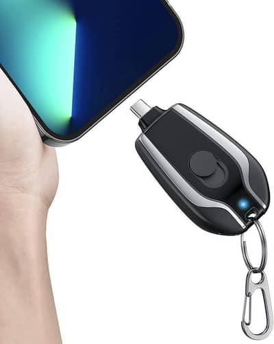Black Keychain Power Bank 1500mAh USB-C Compact