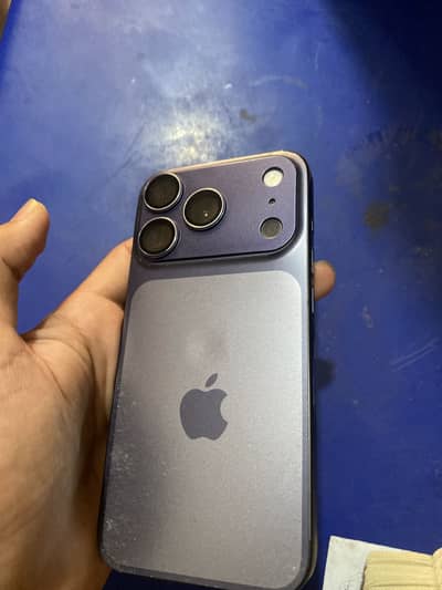 Apple iPhone 15 Pro