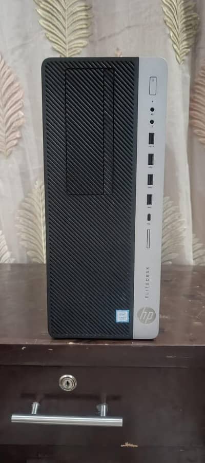 Toshiba core i7 computer with 4gb ram and 1000 GB hard drive