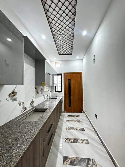 6 Marla Lower Portion available for rent in Eden Boulevard Housing Scheme, Lahore