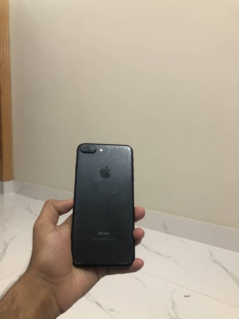 Apple iPhone 7 Plus 0