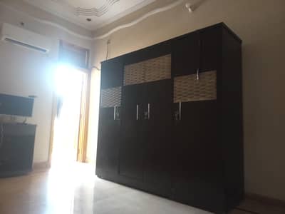 4 door Cupboard