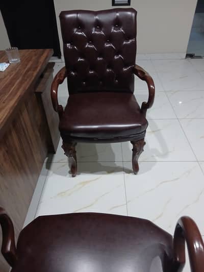 BRAND NEW VISITORS CHAIR