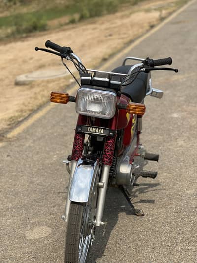 Yamaha Royale  YB 100