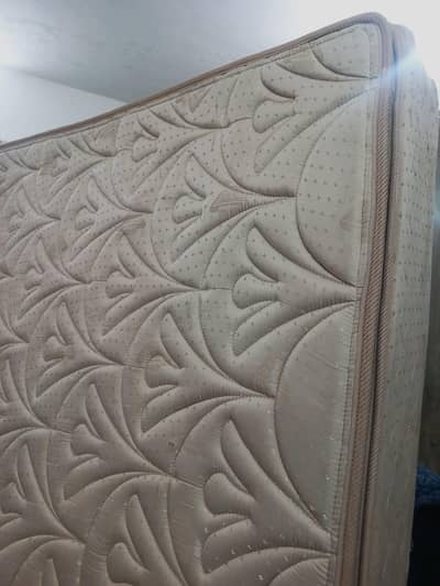 Spring mattress king size in good condition.