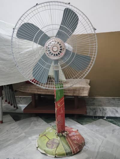 pedistal fan