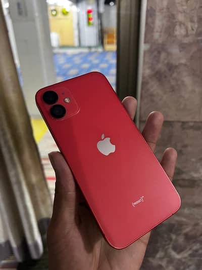 Apple iPhone 12