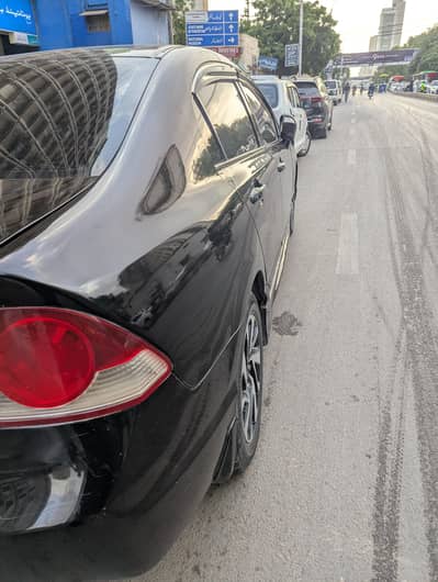 I'm swelling my Honda  civic reborn oreil outclass car 03054537955