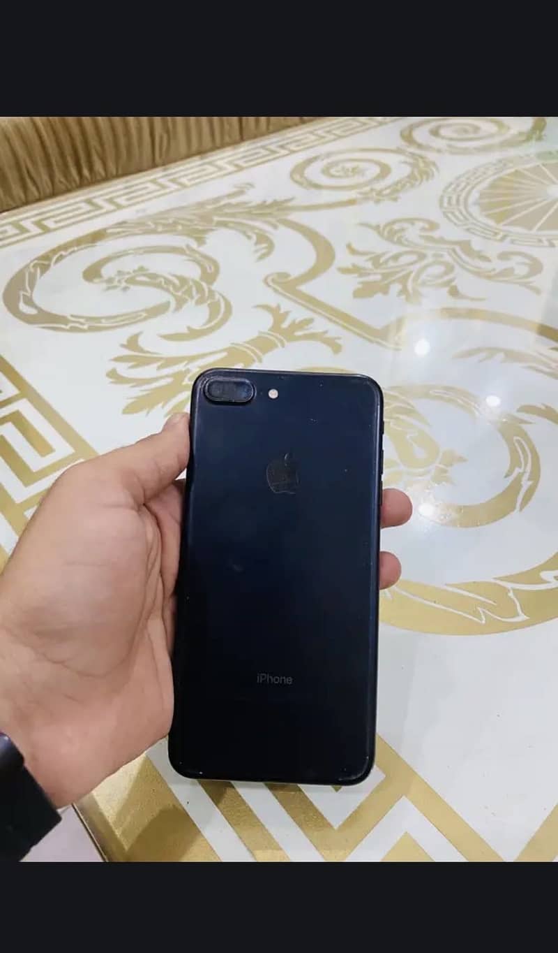 Apple iPhone 7 Plus 2