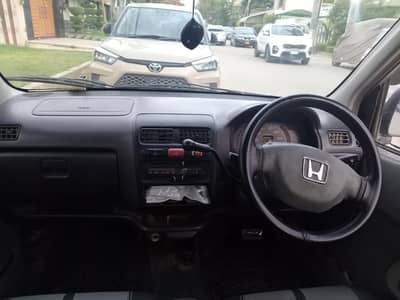 Honda Life 2000