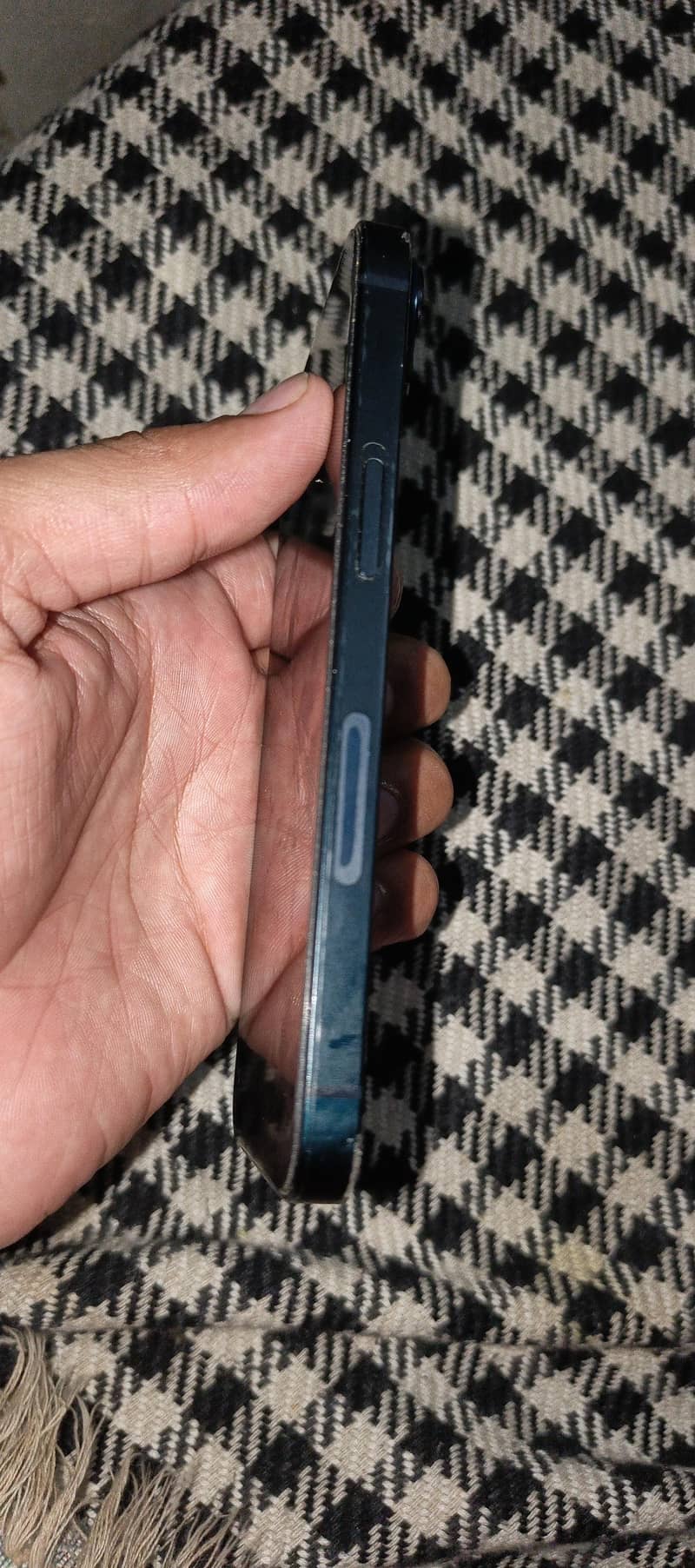Apple iPhone 14 4
