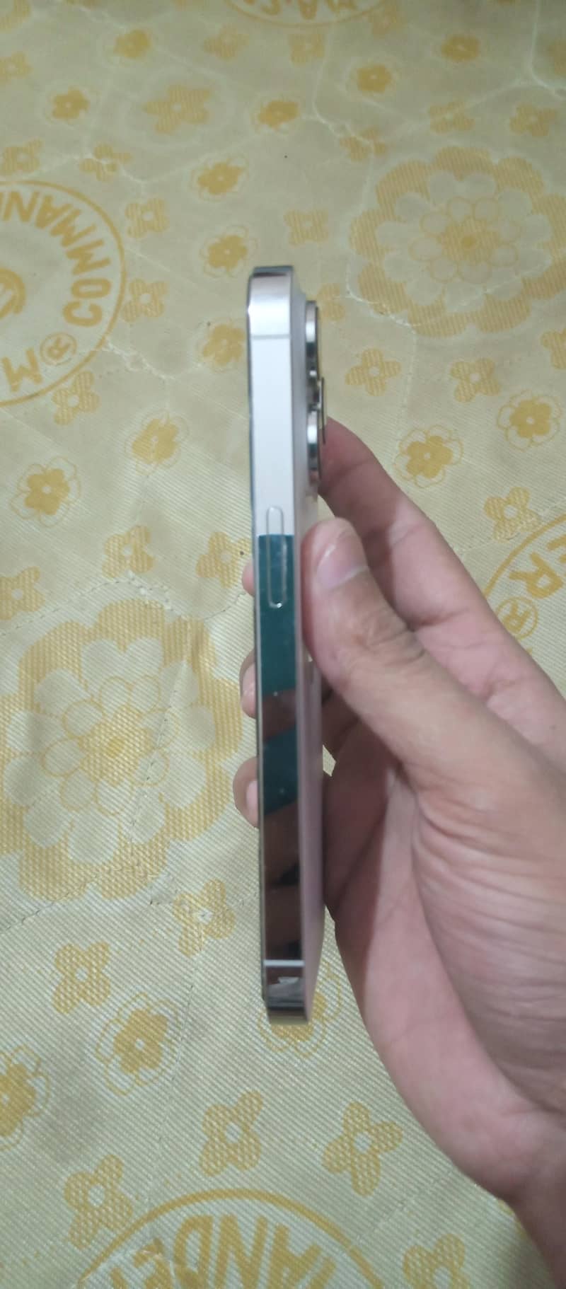 Apple iPhone 14 Pro 2