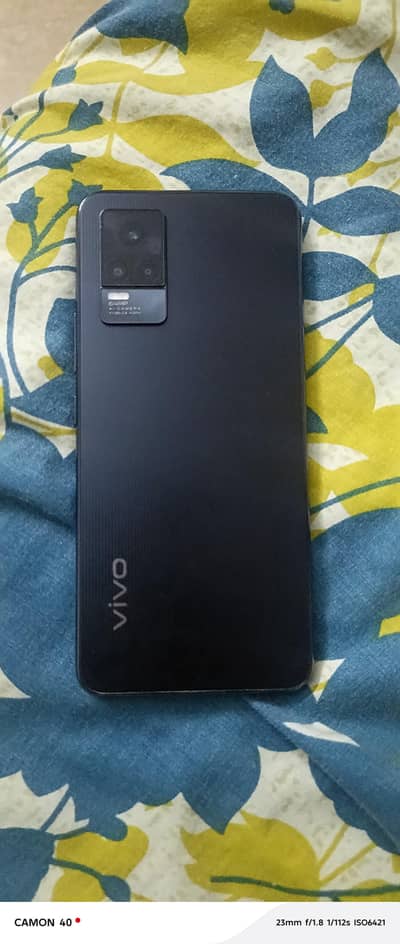 Vivo V21e