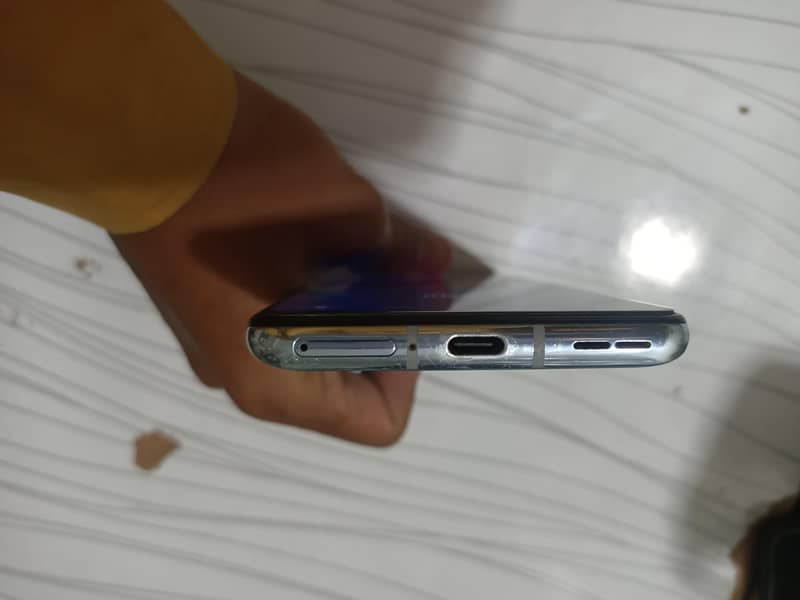 One Plus 8T 5