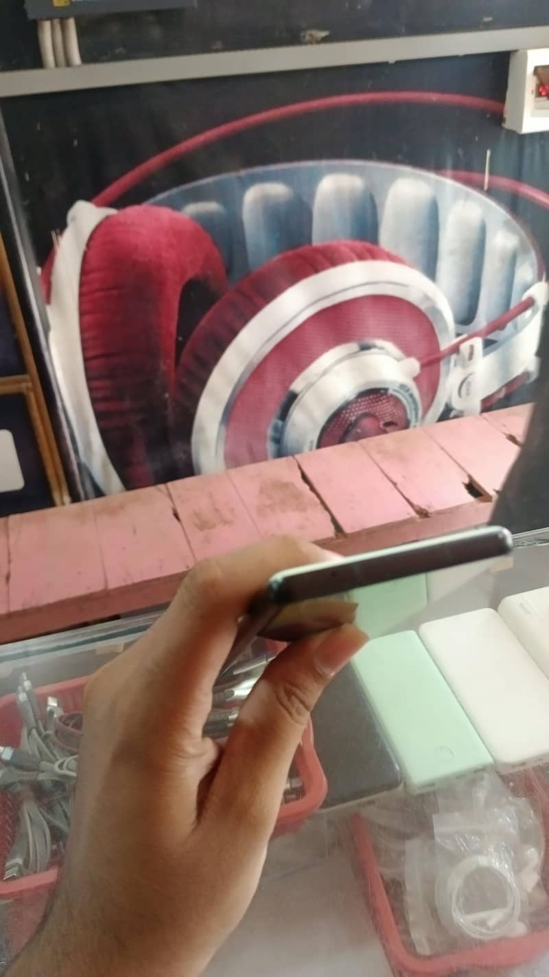Google Pixel 6a 5