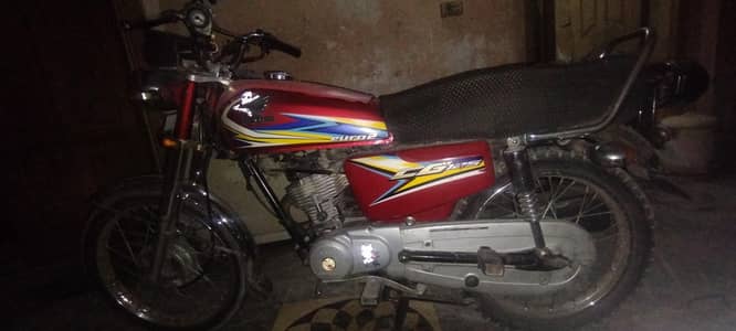 Honda 125 2019 model WhatsApp number 03165341823